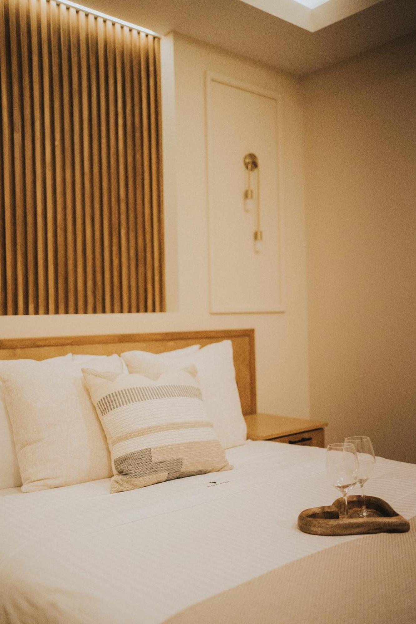 Jules & Laurent Hotel Contemporaneo 恩塞纳达港 外观 照片