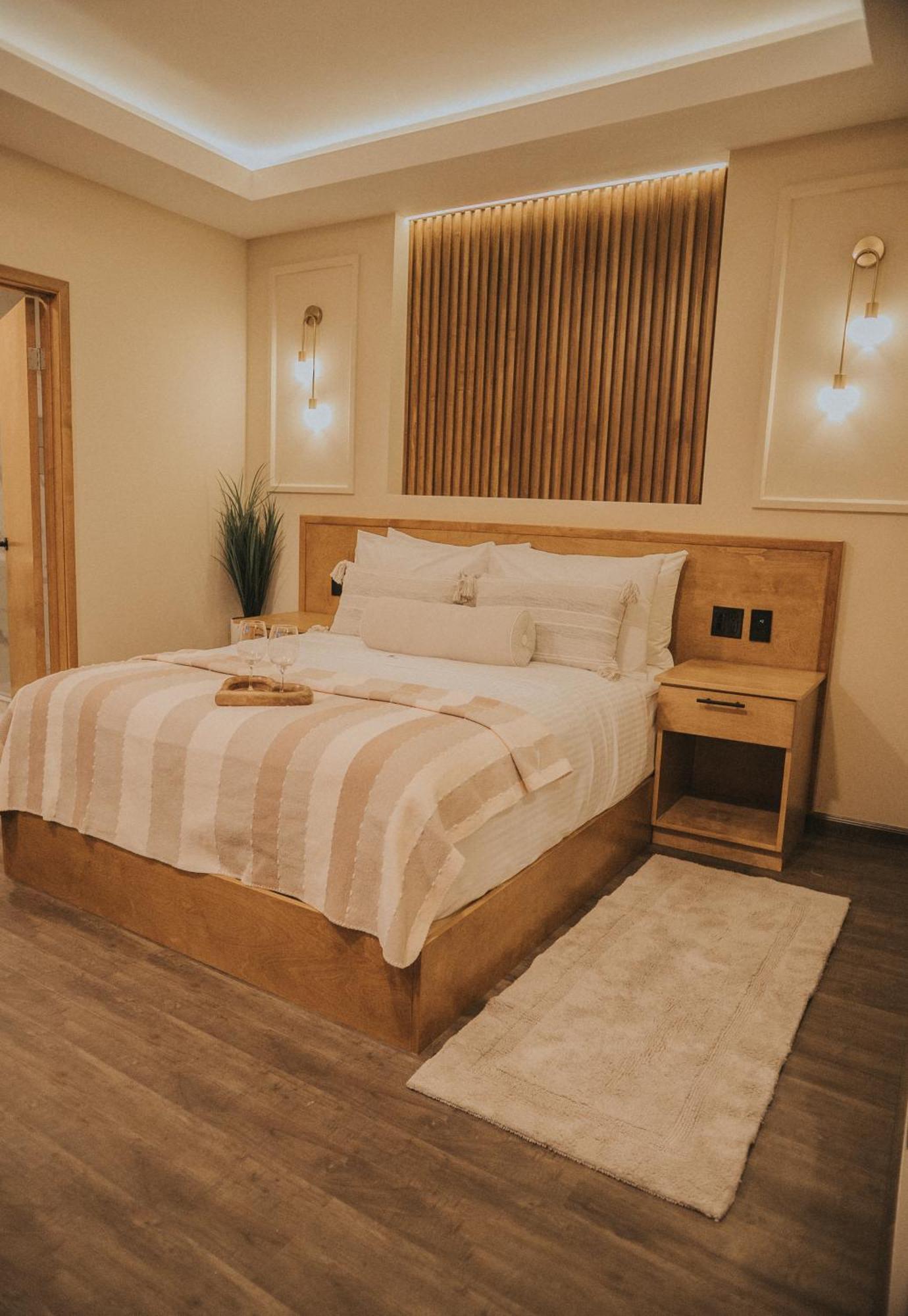 Jules & Laurent Hotel Contemporaneo 恩塞纳达港 外观 照片